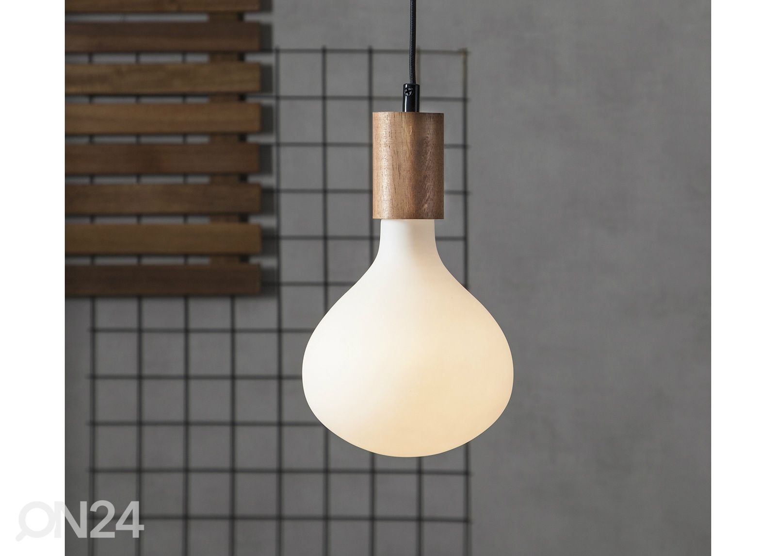 Декоративная LED лампочка с цоколем E27, 5,6 Вт увеличить