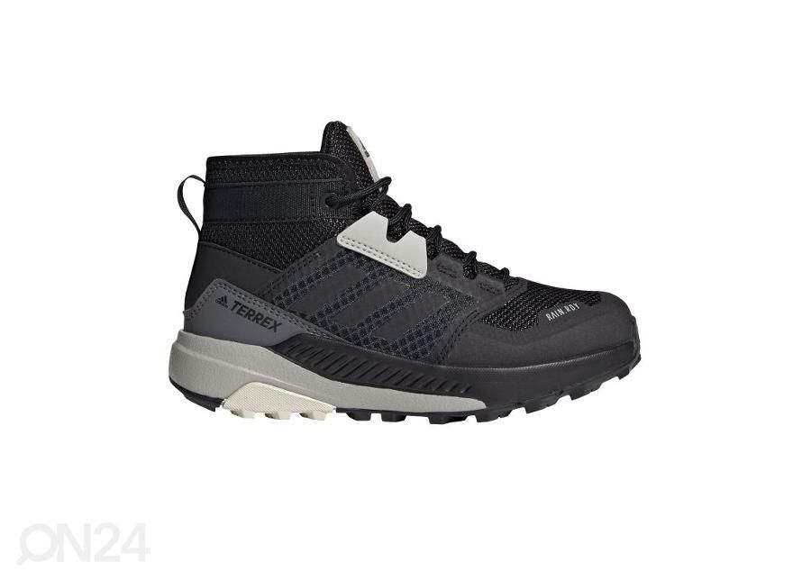 Детская походная обувь Adidas Terrex Trailmaker Mid Rain.Rdy увеличить