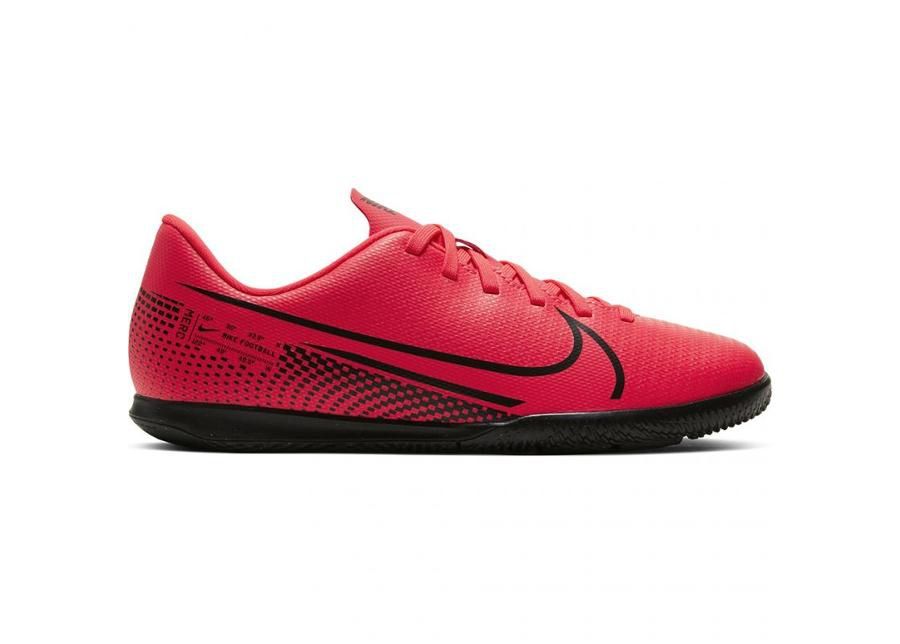 Детские футбольные бутсы для игры в зале Nike Mercurial Vapor 13 Club IC JR AT8169-606 увеличить