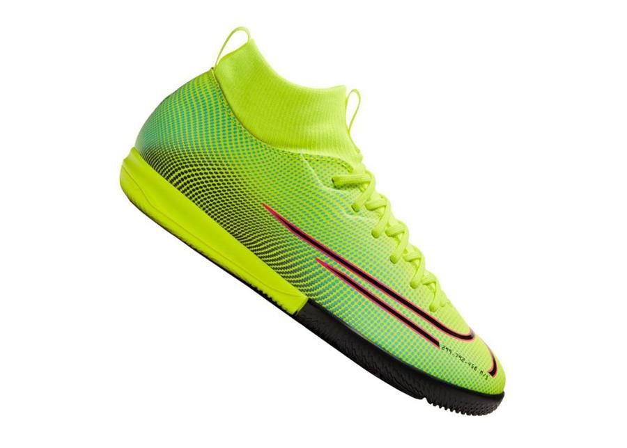 Детские футбольные бутсы для игры в зале Nike Superfly 7 Academy Mds Ic Jr BQ5529-703 увеличить