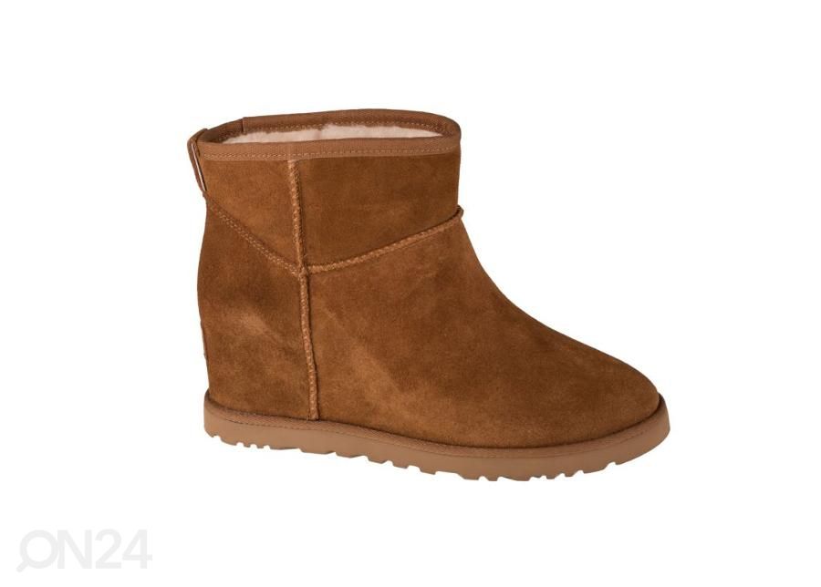 Женские зимние сапоги UGG Classic Femme Mini W увеличить