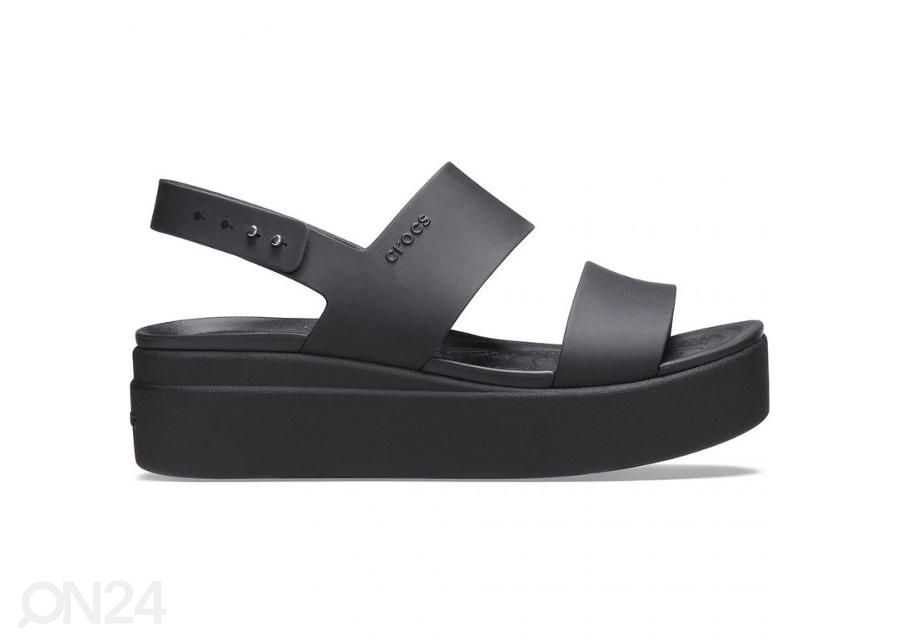 Женские сандалии Crocs Brooklyn Low Wedge увеличить