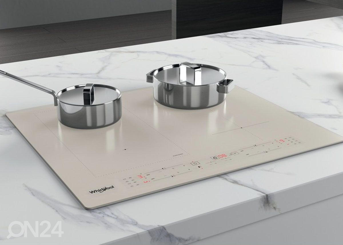 Индукционная варочная панель Whirlpool FlexiCook с совместимой зоной нагрева и быстрым выбором функций увеличить