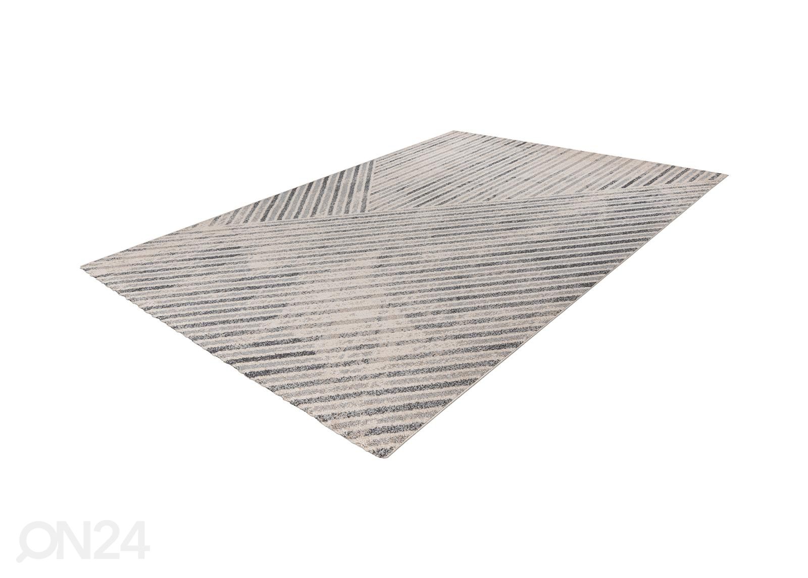 Ковер 160x230 cм увеличить