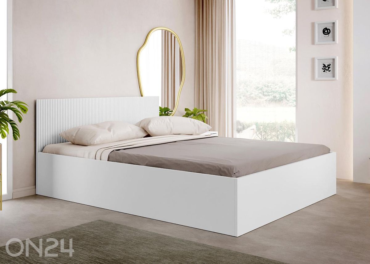Кровать Tireno 160x200 см увеличить