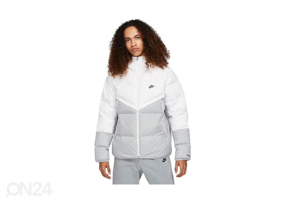 Мужская зимняя куртка Nike NSW Storm-FIT Windrunner увеличить