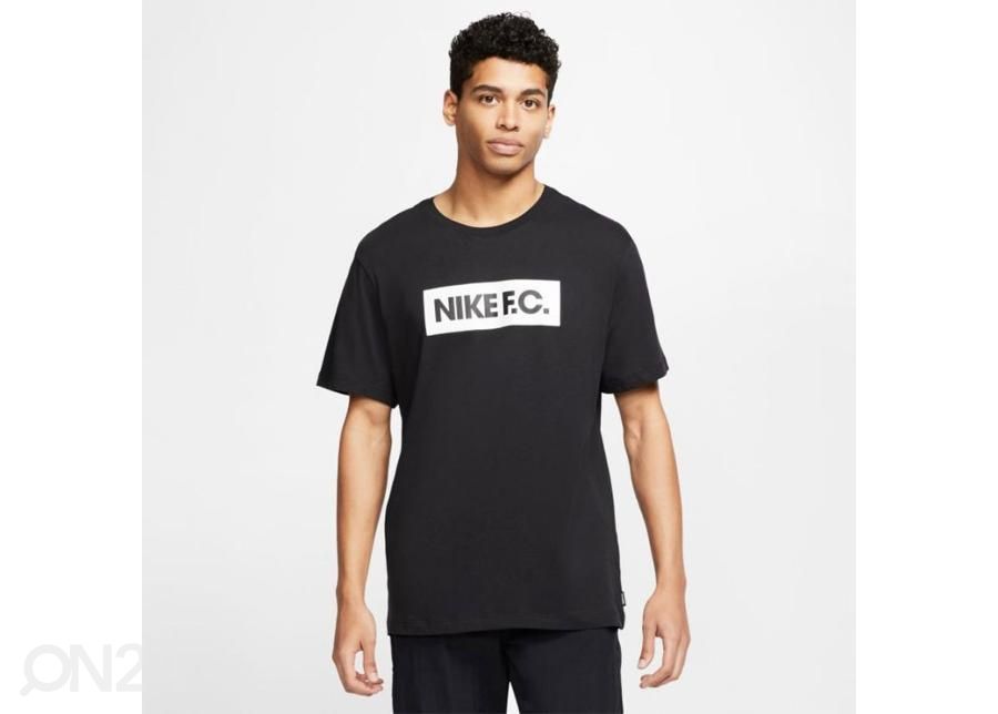 Мужская футболка Nike F.C M CT8429-010 увеличить