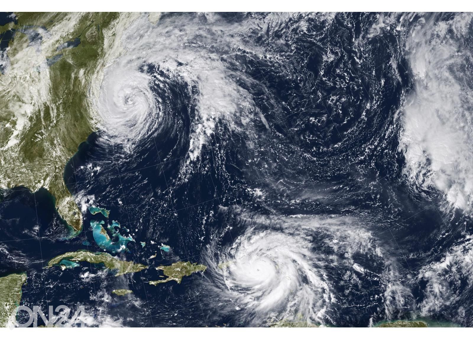 Самоклеящиеся фотообои Hurricane Harvey увеличить