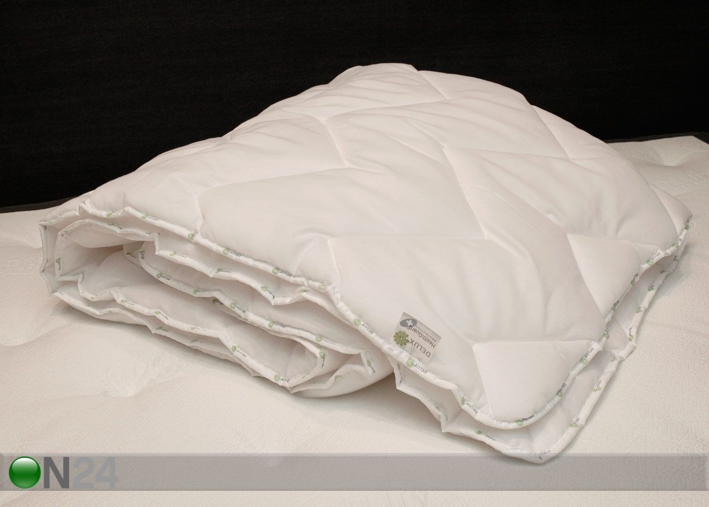 Delux Fresh одеяло Box 150x200 см увеличить