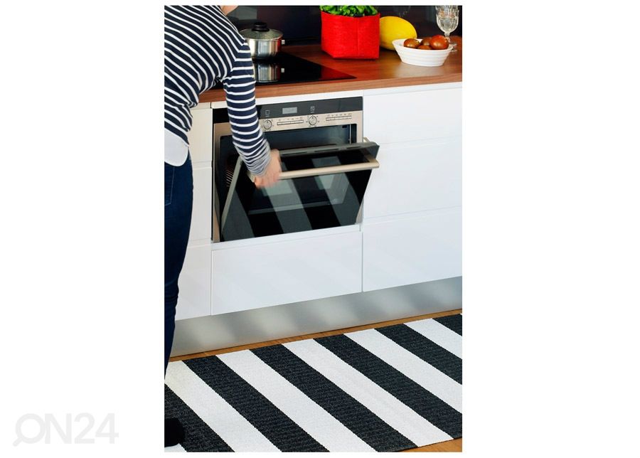 Narma пластиковый ковер Birkas black-white 70x150 см увеличить