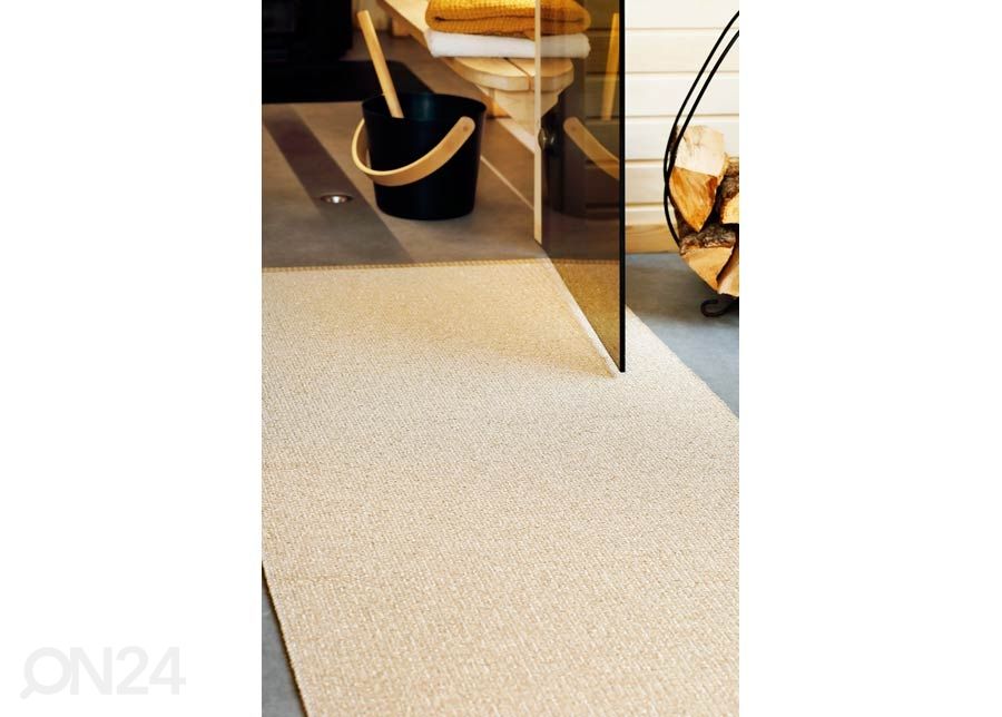 Narma пластиковый ковер Neve cream metallic 70x150 см увеличить