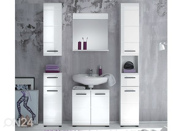 Высокий шкаф в ванную Skin