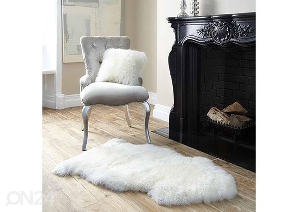 Ковер из натуральной овчины 105х60 см