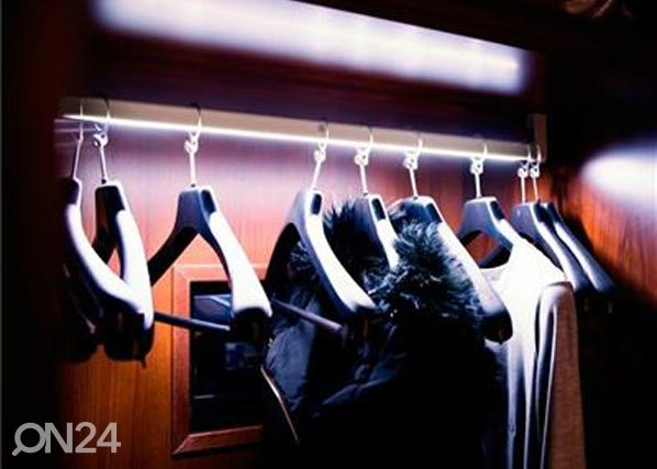 Светильник в шкаф