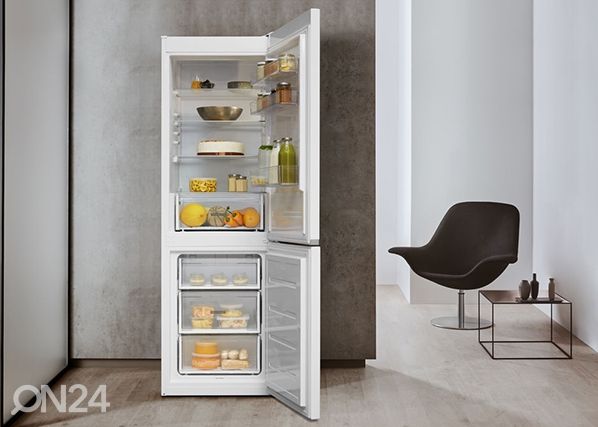 Холодильник Whirlpool