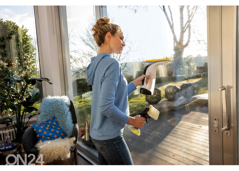 Аккумуляторный стеклоочистителя Kärcher WV 4-4 Plus увеличить