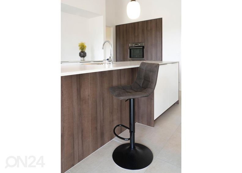 Барный стул увеличить