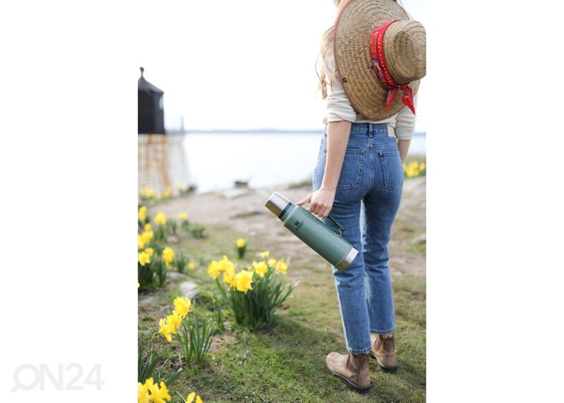 Вакуумный термос Stanley Classic 1,9 л увеличить