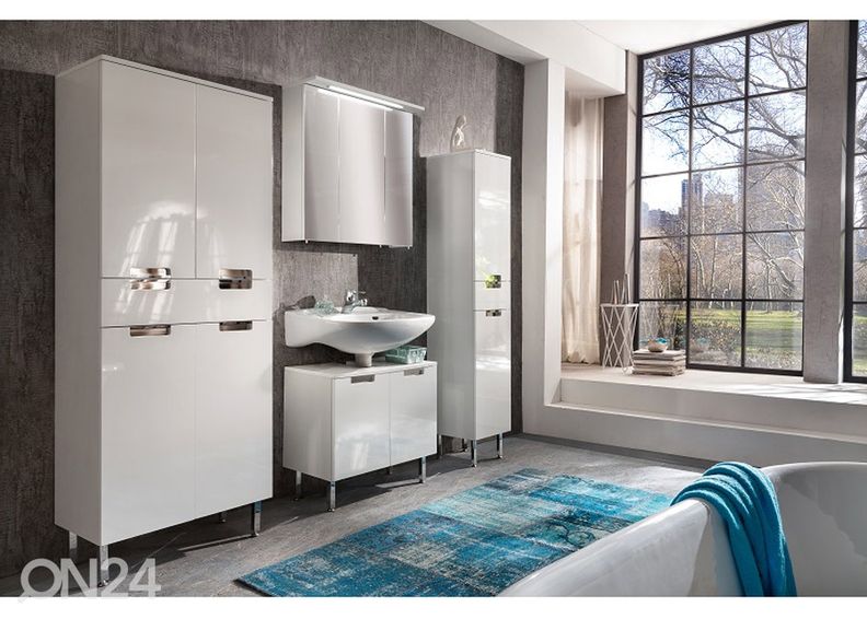 Высокий шкаф в ванную Mars увеличить