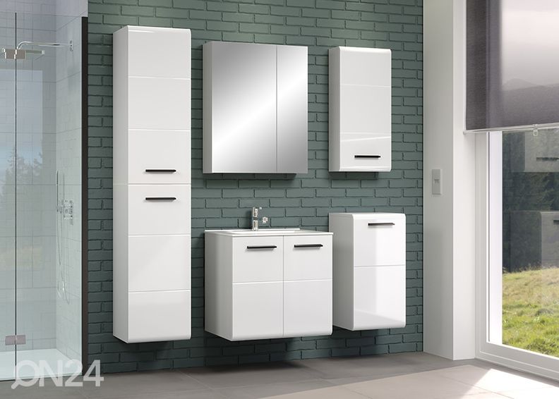 Высокий шкаф в ванную Riva увеличить