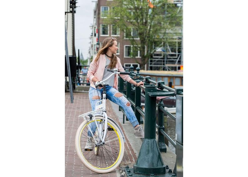 Городской велосипед SALUTONI Cartoon 28 дюймов 56 см увеличить