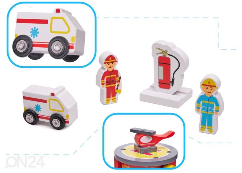 Деревянный гараж пожарной части увеличить