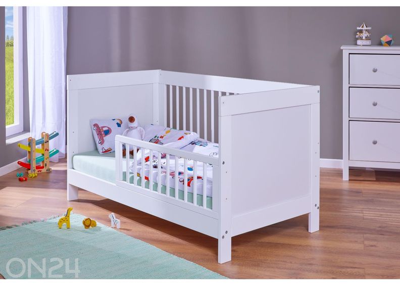 Детская кроватка Chilly Home 75x143 см увеличить