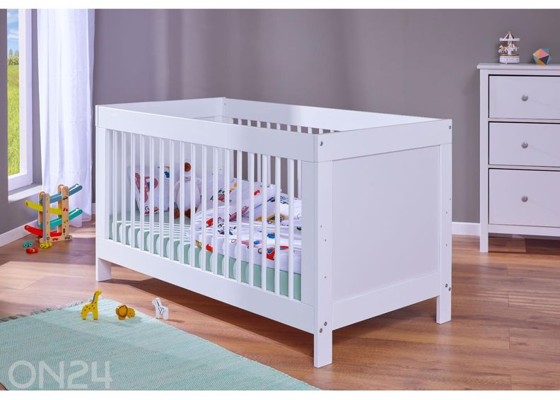 Детская кроватка Chilly Home 75x143 см увеличить