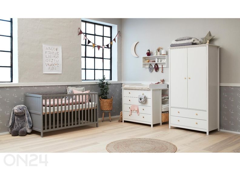 Детская кроватка THUKA Luna, с рифлеными боковинами увеличить