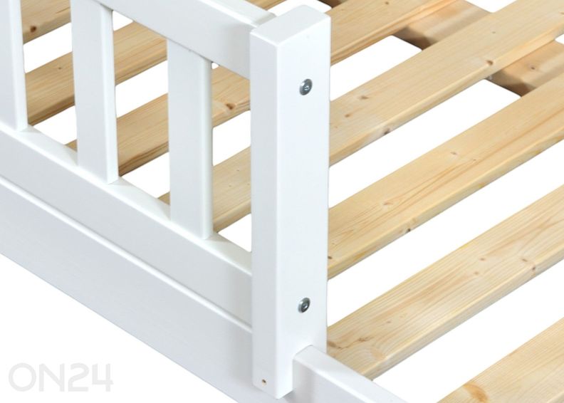 Детская напольная кровать с защитными бортиками Rose 90x200 см увеличить