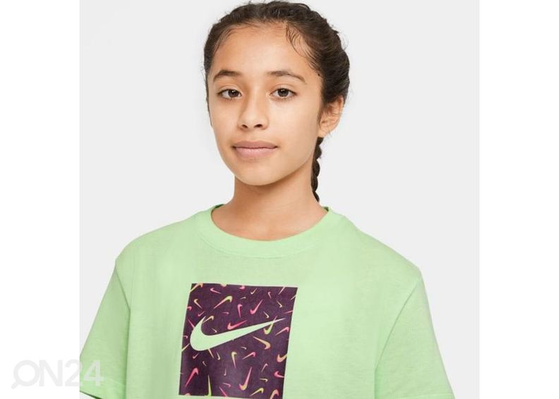 Детская футболка Nike Sportswear увеличить