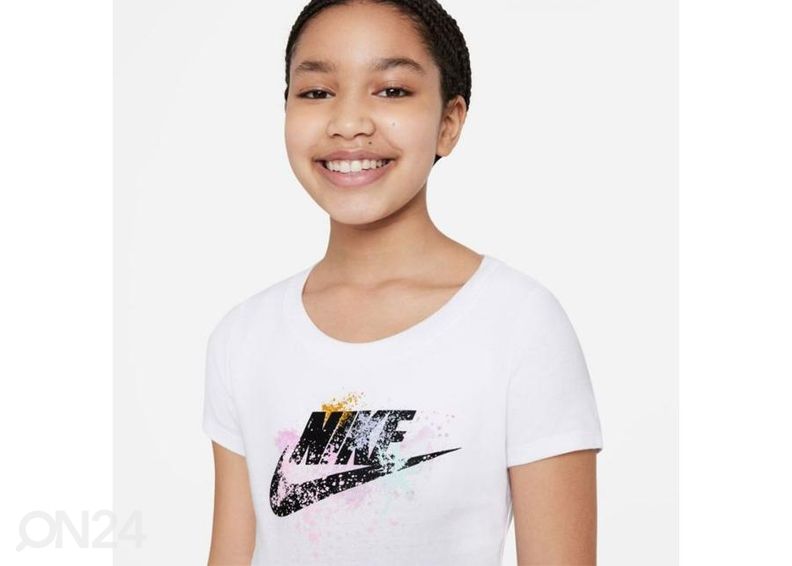 Детская футболка Nike Sportswear увеличить