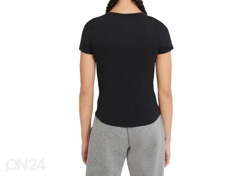 Детская футболка Nike Sportswear увеличить