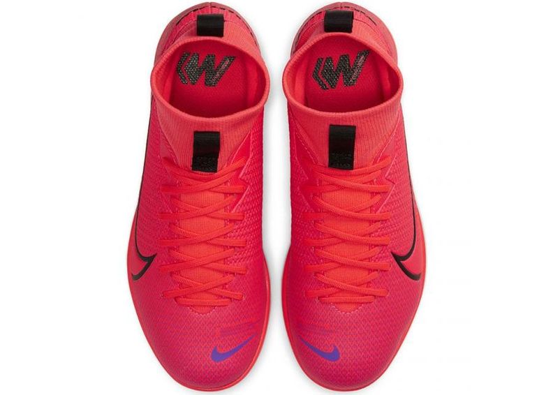 Детские футбольные бутсы для игры в зале Nike Mercurial Superfly 7 Academy IC JR AT8135-606 увеличить