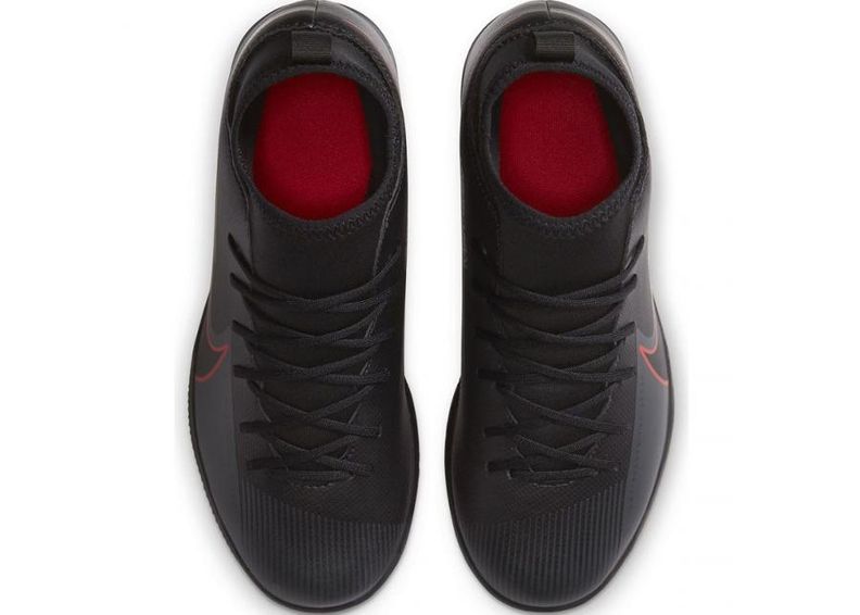 Детские футбольные бутсы для игры в зале Nike Mercurial Superfly 7 Club IC Jr AT8153 060 увеличить