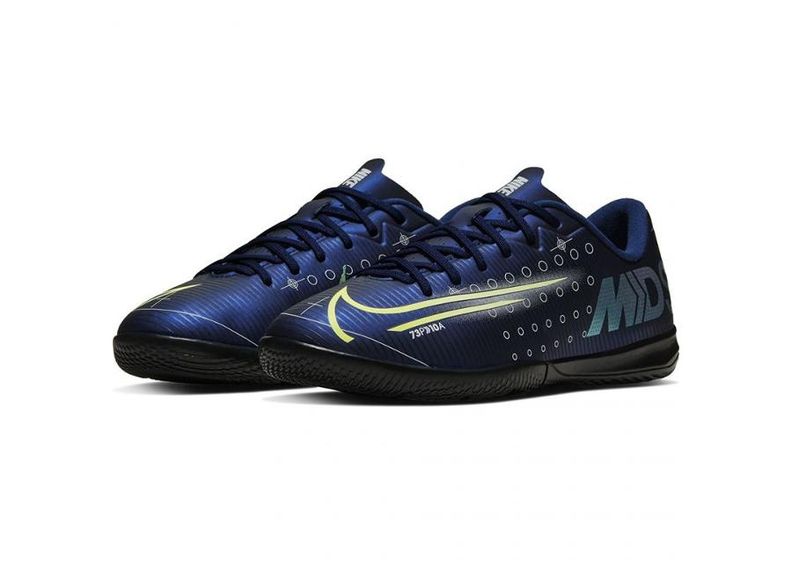 Детские футбольные бутсы для игры в зале Nike Mercurial Vapor 13 Academy MDS IC Jr CJ1175 401 увеличить