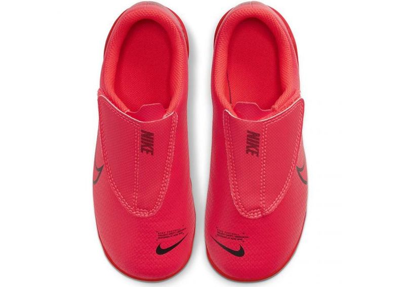 Детские футбольные бутсы Nike Mercurial Vapor 13 Club MG PS(V) JR AT8162-606 увеличить