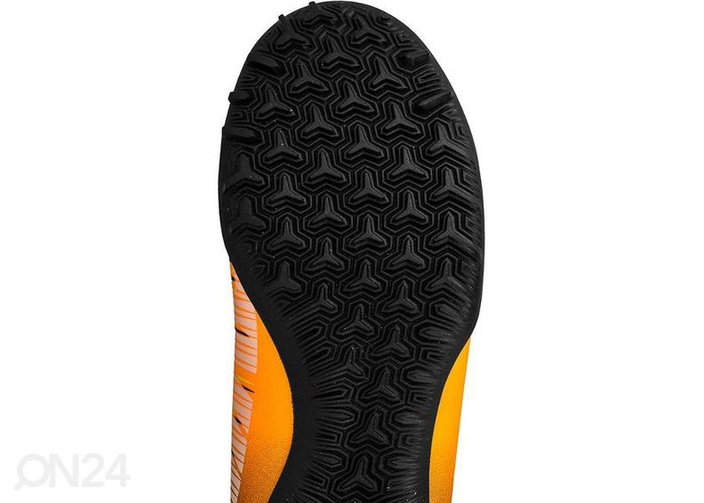 Детские футбольные бутсы Nike MercurialX Victory VI DF TF Jr 903604-801 увеличить
