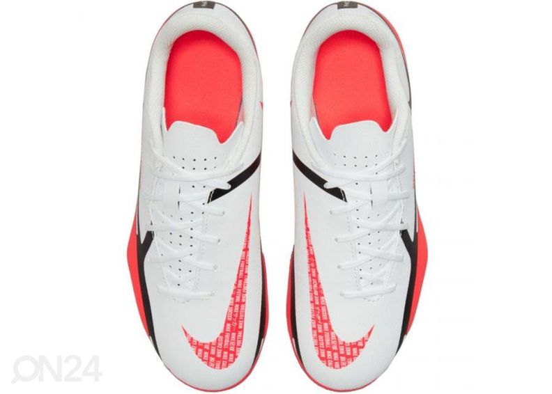 Детские футбольные бутсы Nike Phantom GT2 Club FG/MG увеличить