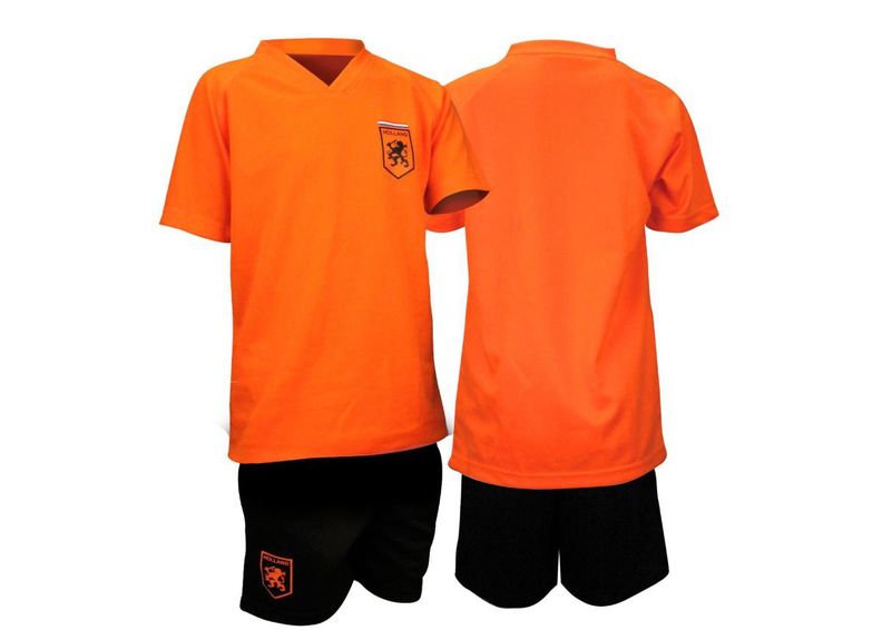 Детские футбольные комплекты - Страны увеличить