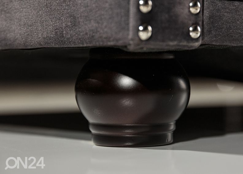 Диван Chesterfield увеличить