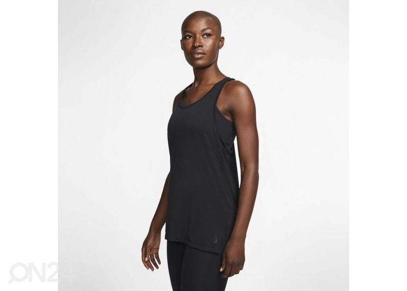 Женская спортивная рубашка Nike Yoga Tank top увеличить