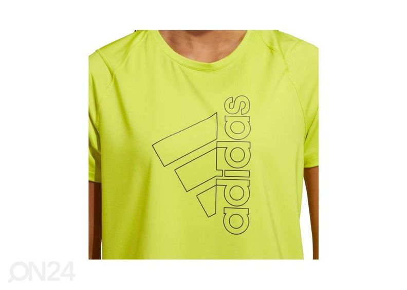 Женская спортивная футболка Adidas Badge Of Sport увеличить