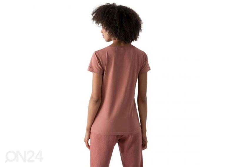 Женская спортивная футболка Outhorn увеличить