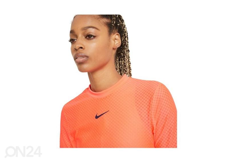 Женская футболка Женская футболка увеличить