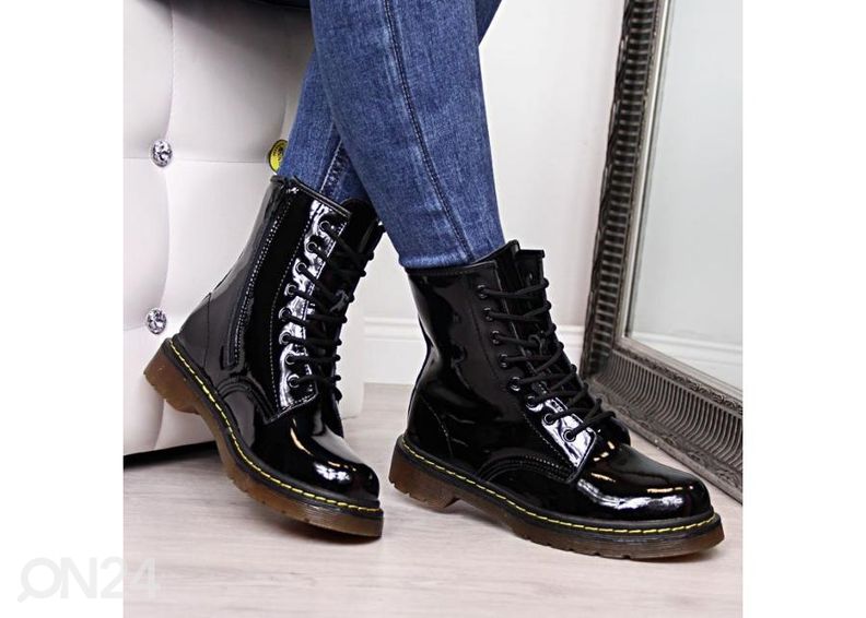 Женские зимние сапоги увеличить