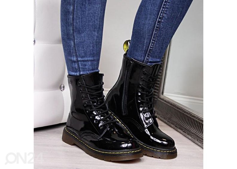 Женские зимние сапоги увеличить