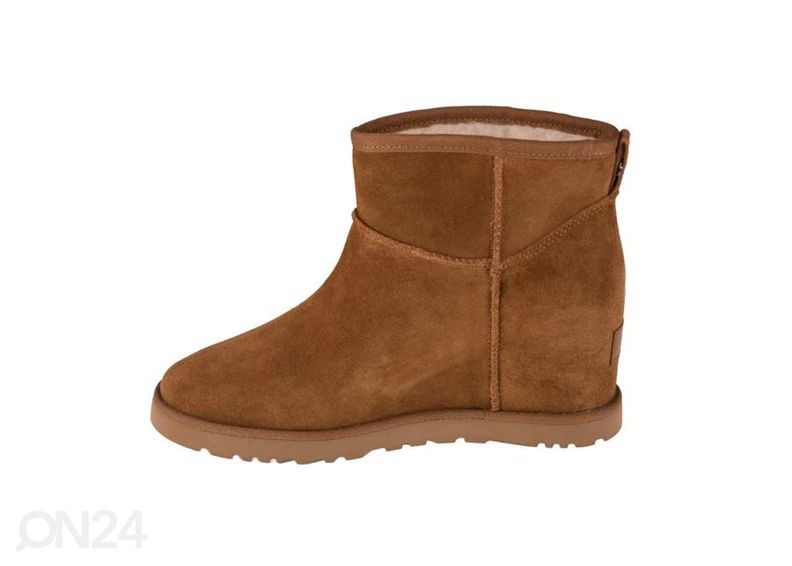 Женские зимние сапоги UGG Classic Femme Mini W увеличить