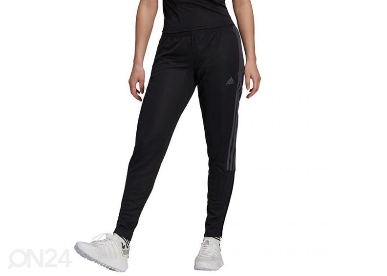 Женские спортивные штаны Adidas Tiro Trackpant увеличить
