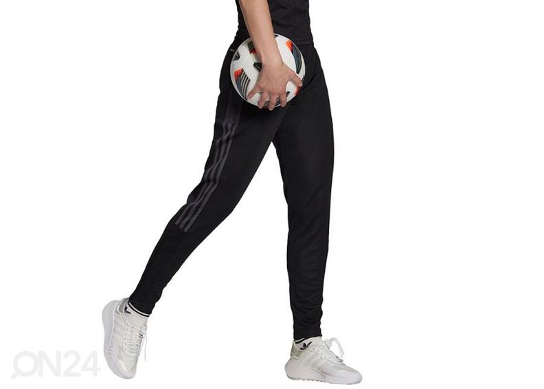 Женские спортивные штаны Adidas Tiro Trackpant увеличить